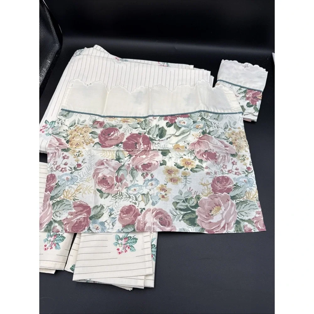Vintage Tablecloth Repurposed From Twin Sheet, Napkins, Floral Roses